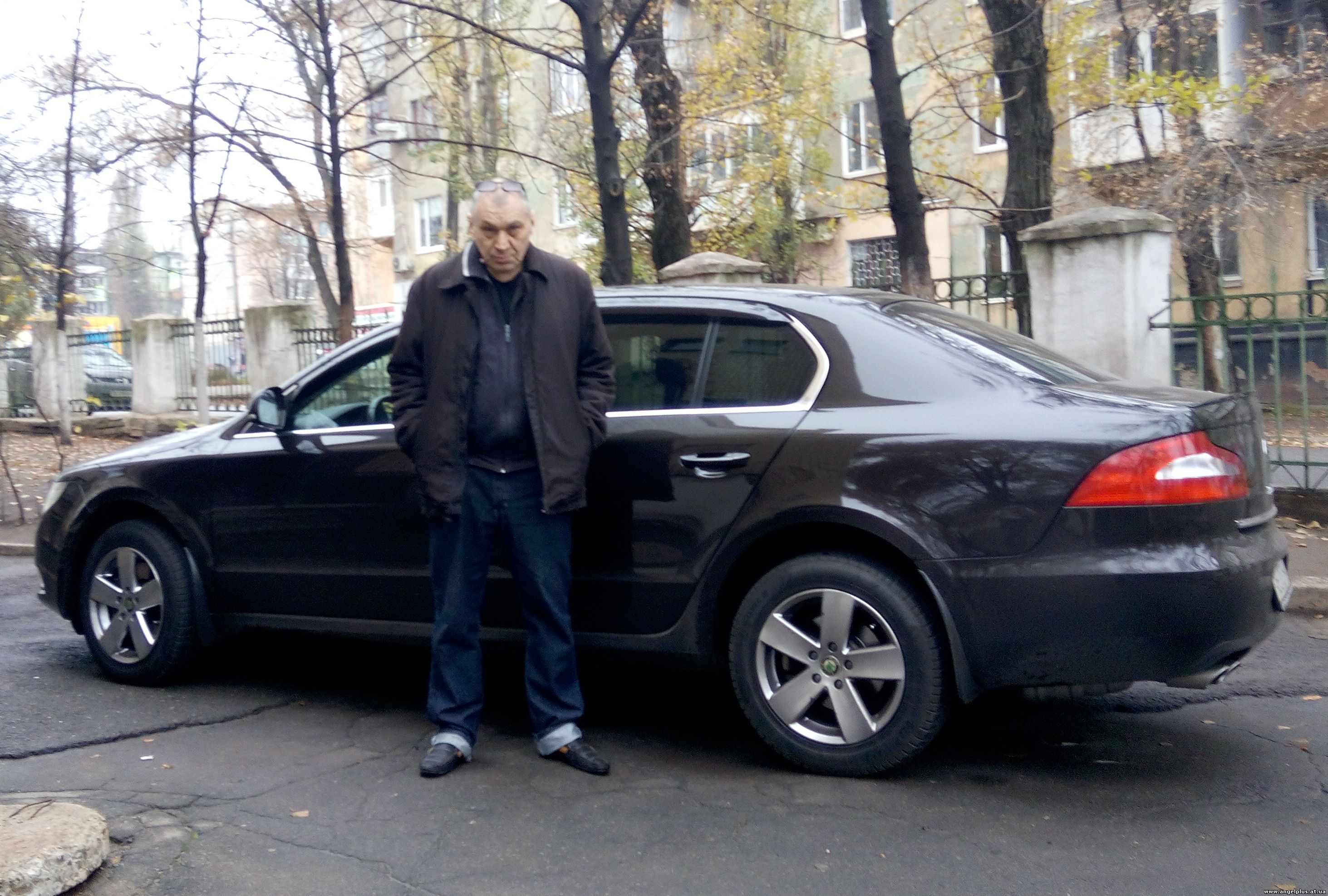 Hi - Всем привет... Anatoly Remow - Анатолий Рэмов